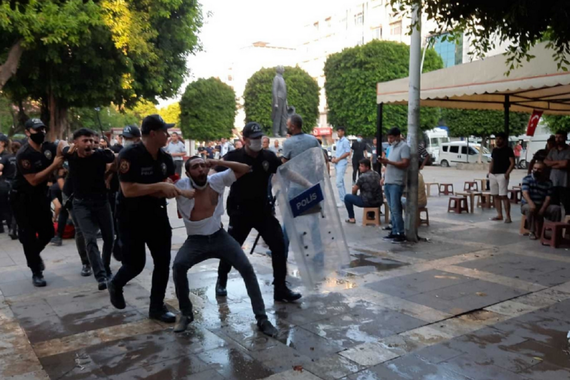 Court moves towards decision without hearing police offer  in Suruç Massacre commemoration trial